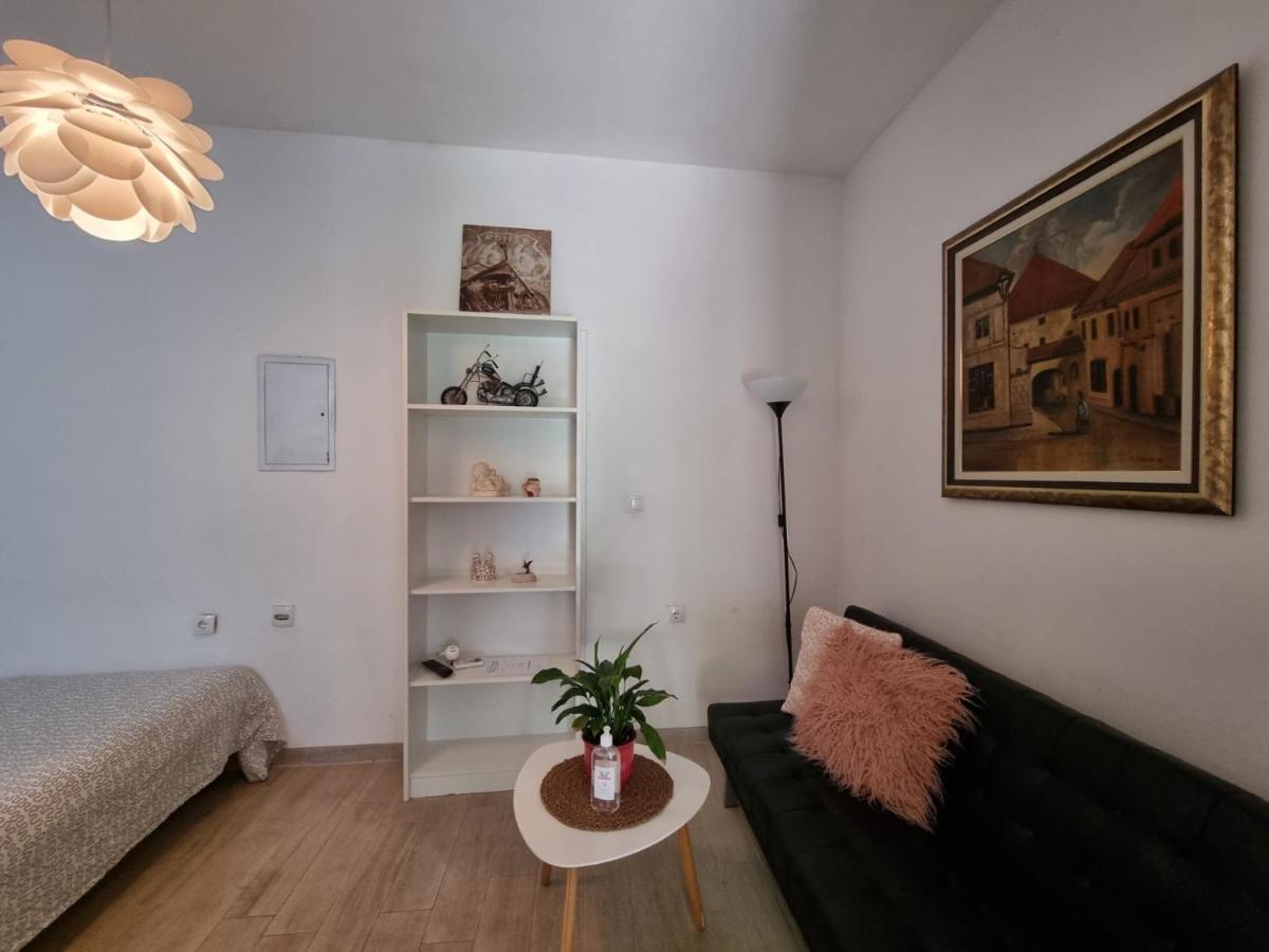 Apartments Lav Умаг Экстерьер фото