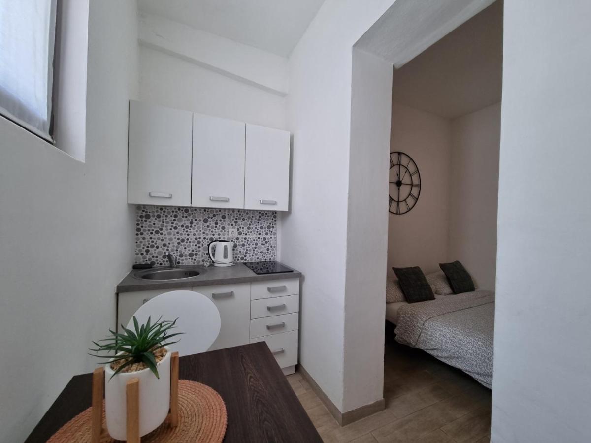 Apartments Lav Умаг Экстерьер фото